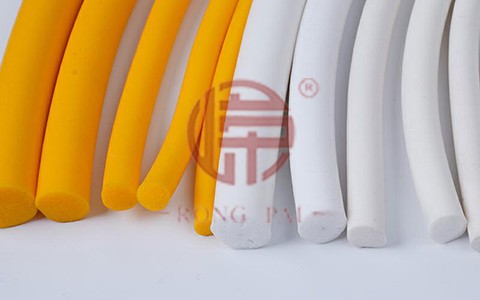 硅膠密封條在高溫的情況還能保持密封嗎？-常州嶸牌橡塑制品有限公司